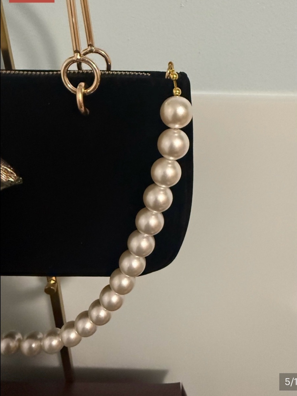 Gucci Beauty Velvet Black Cosmetic Pouch With Gold Handles and a Pearl Drop - Picture 7 of 11